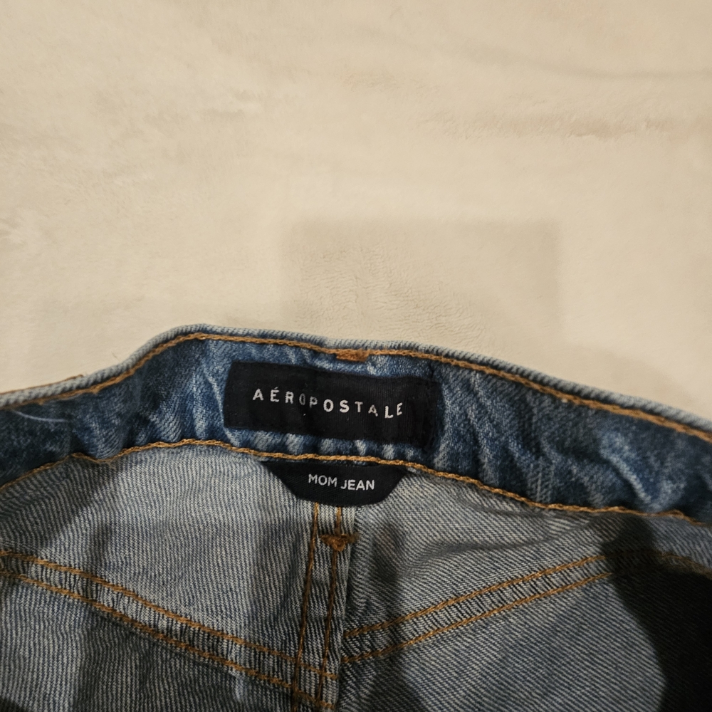 Aeropostale Ripped Light Blue Boyfriend Jeans - Picture 9 of 14